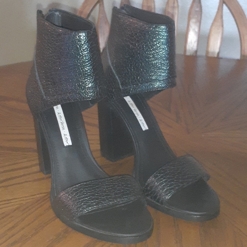 Other stories shoes size 7 metalic purple green